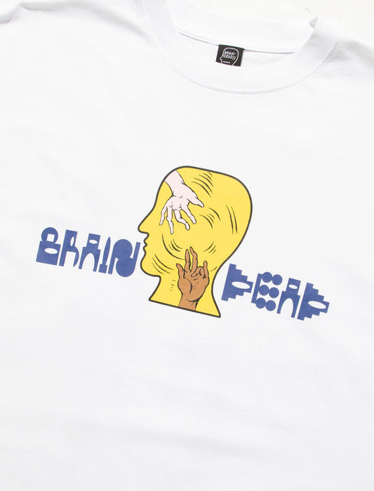 HANDHELD T-SHIRT - A Ma Maniere