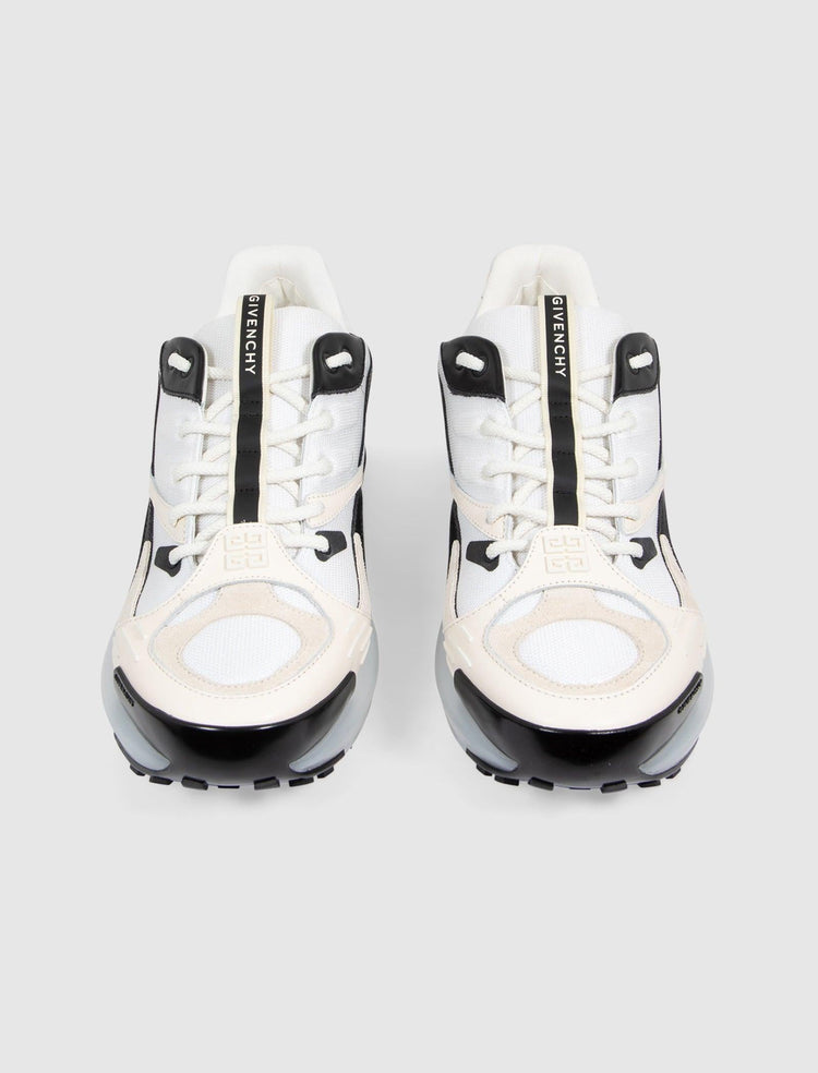 GIV 1 - A Ma Maniere