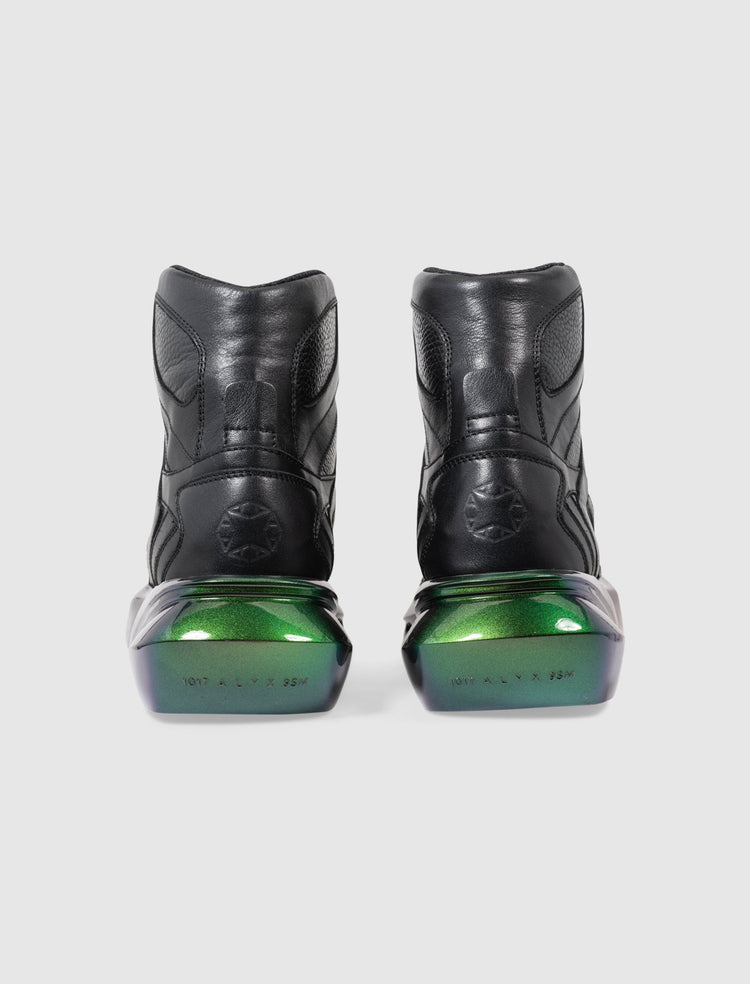 HIGH TOP MONO HIKING SNEAKER