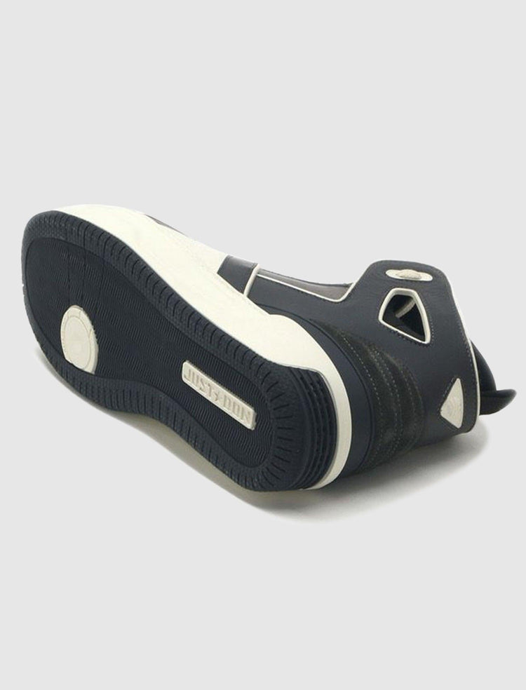 COURTSIDE HI - A Ma Maniere