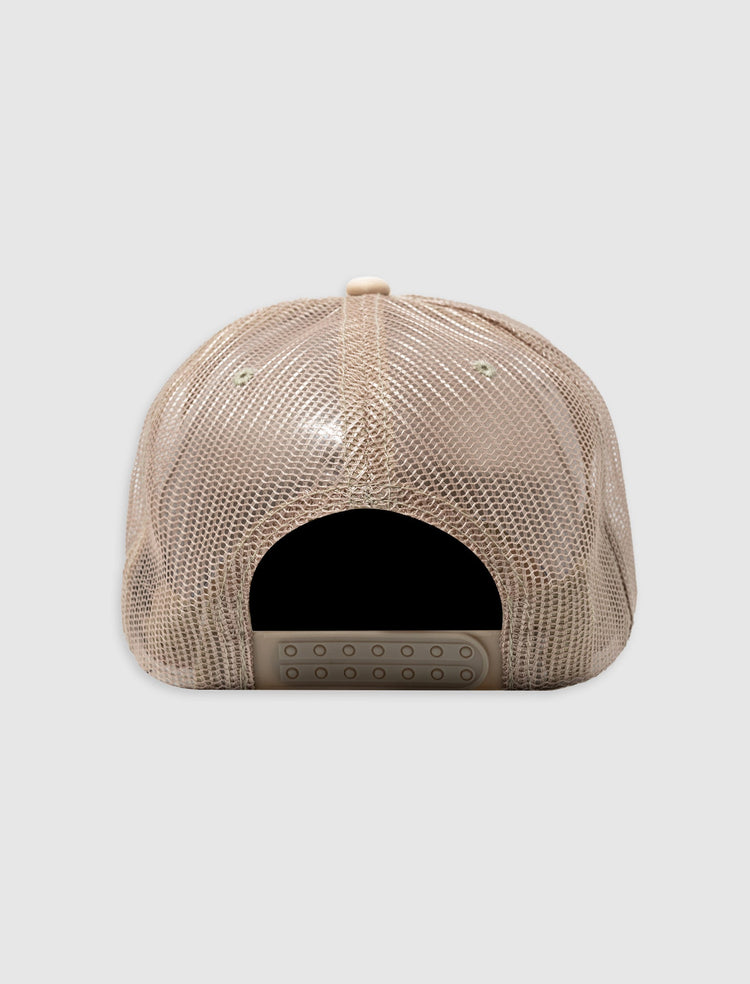 MAGAZINE TRUCKER HAT