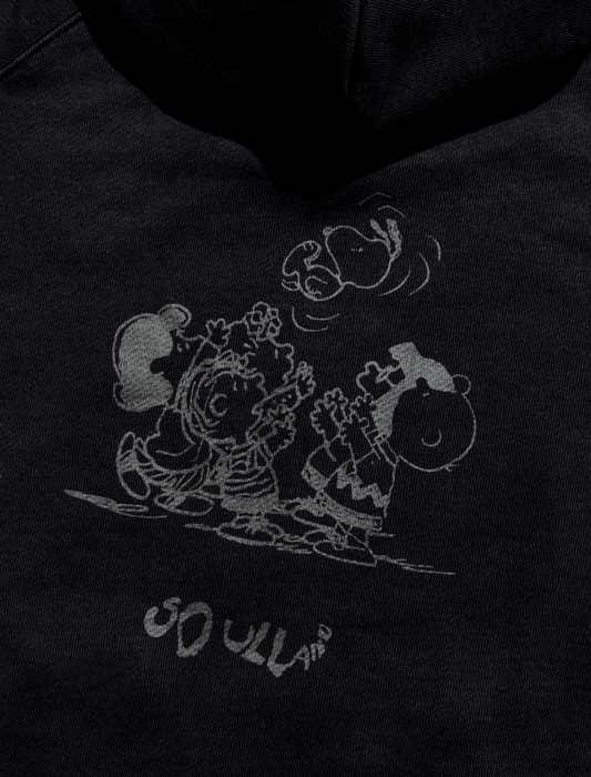 SNOOPY SITTING HOODIE