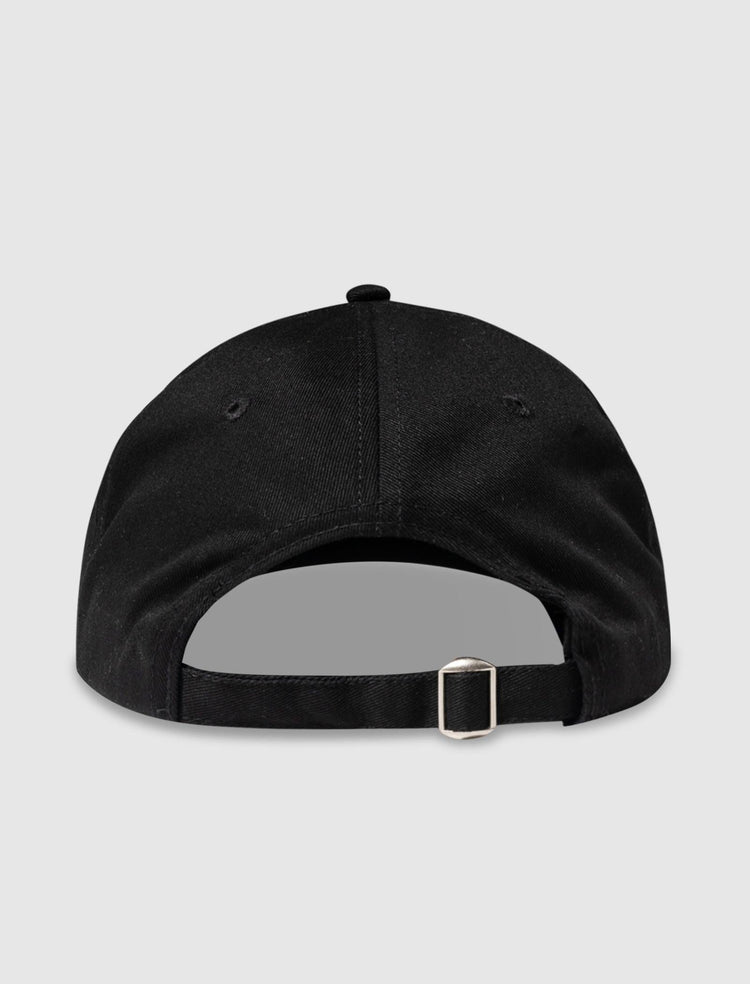 SM21 HAT - A Ma Maniere