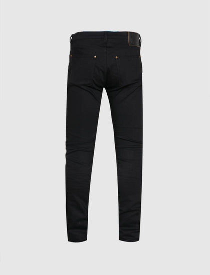 MAX STAY BLACK DENIM - A Ma Maniere
