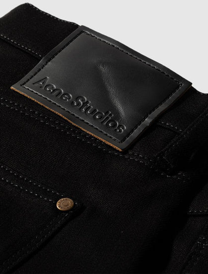 MAX STAY BLACK DENIM - A Ma Maniere