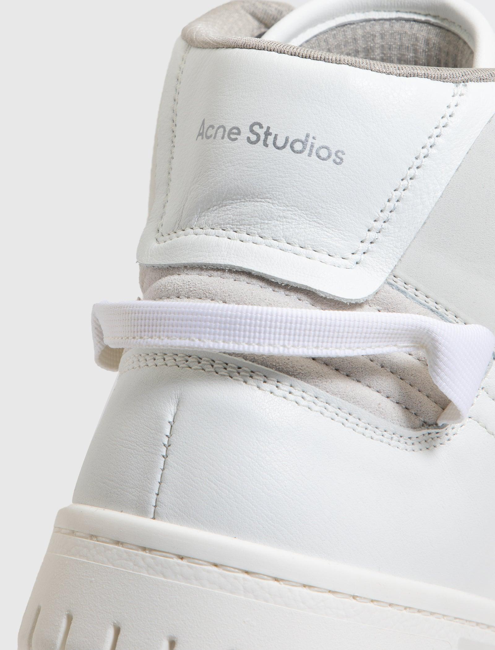 HIGH TOP SNEAKERS - A Ma Maniere