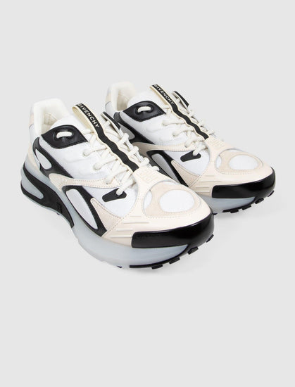 GIV 1 - A Ma Maniere