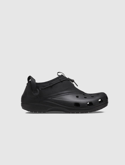 SATISFY X CLASSIC CLOG "BLACK"