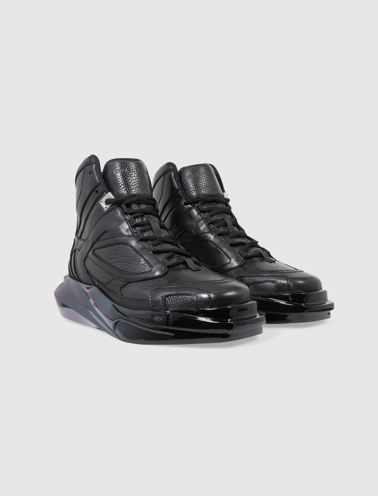 HIGH TOP MONO HIKING SNEAKER