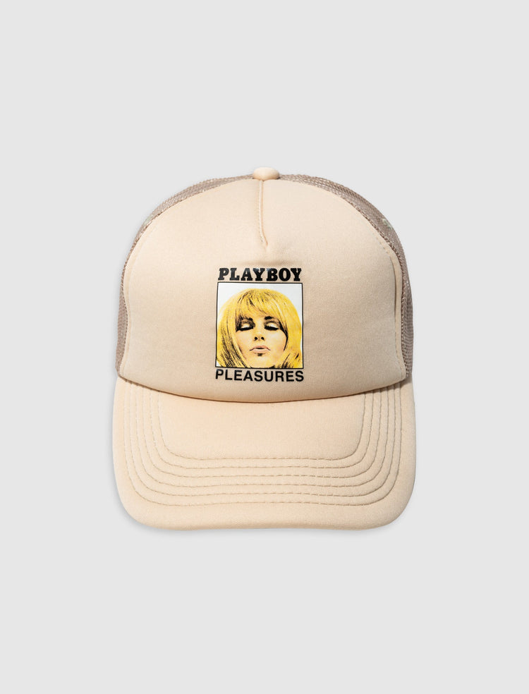 MAGAZINE TRUCKER HAT