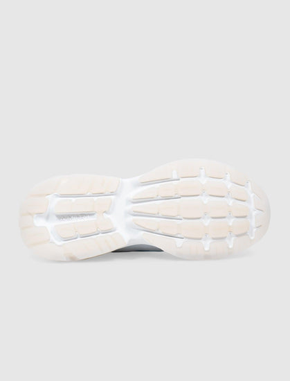 BONE RUNNER - A Ma Maniere