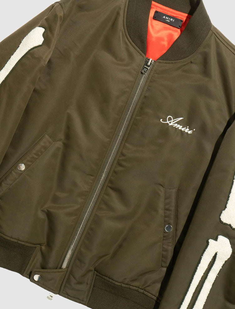 BONES BOMBER - A Ma Maniere